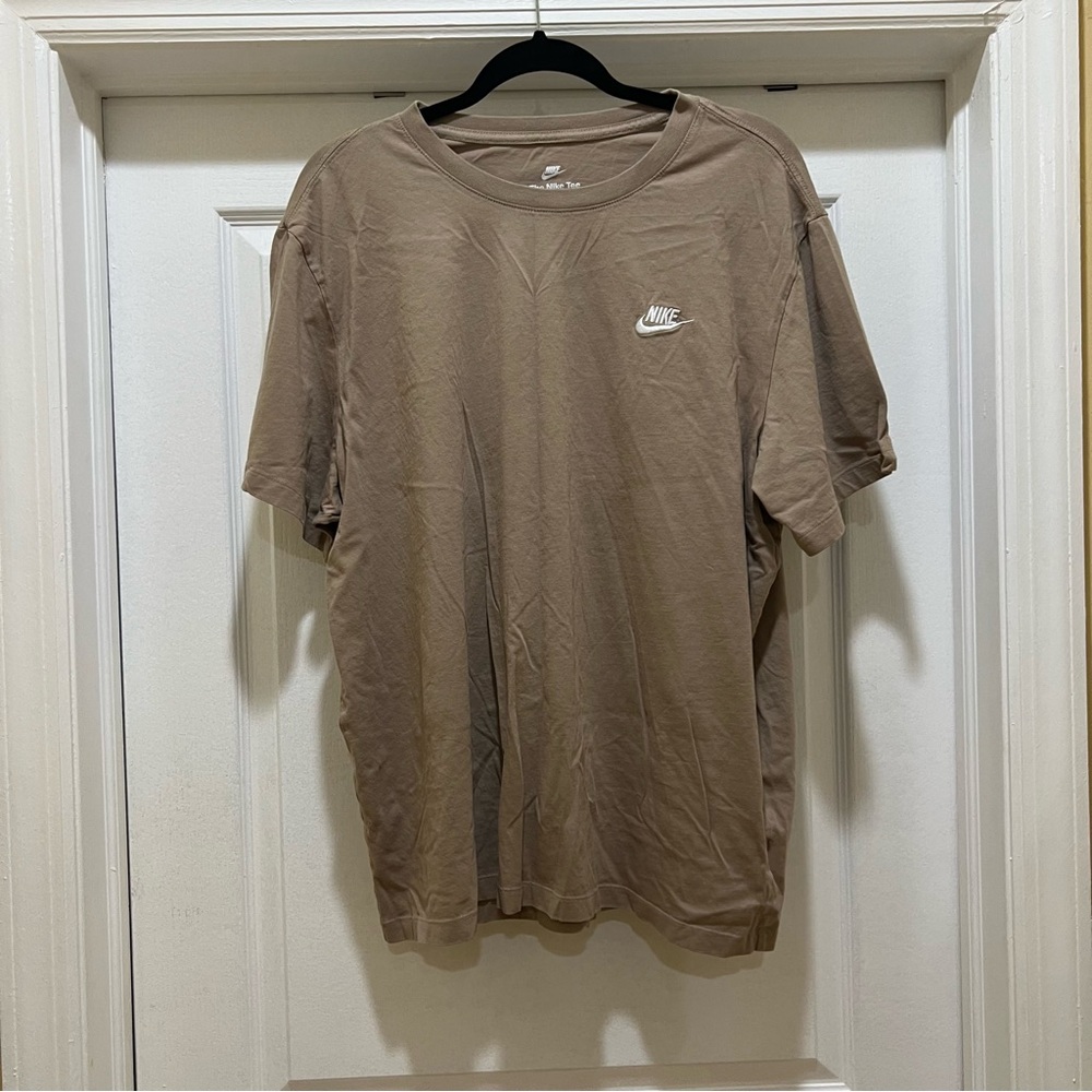 the nike tee size xxl